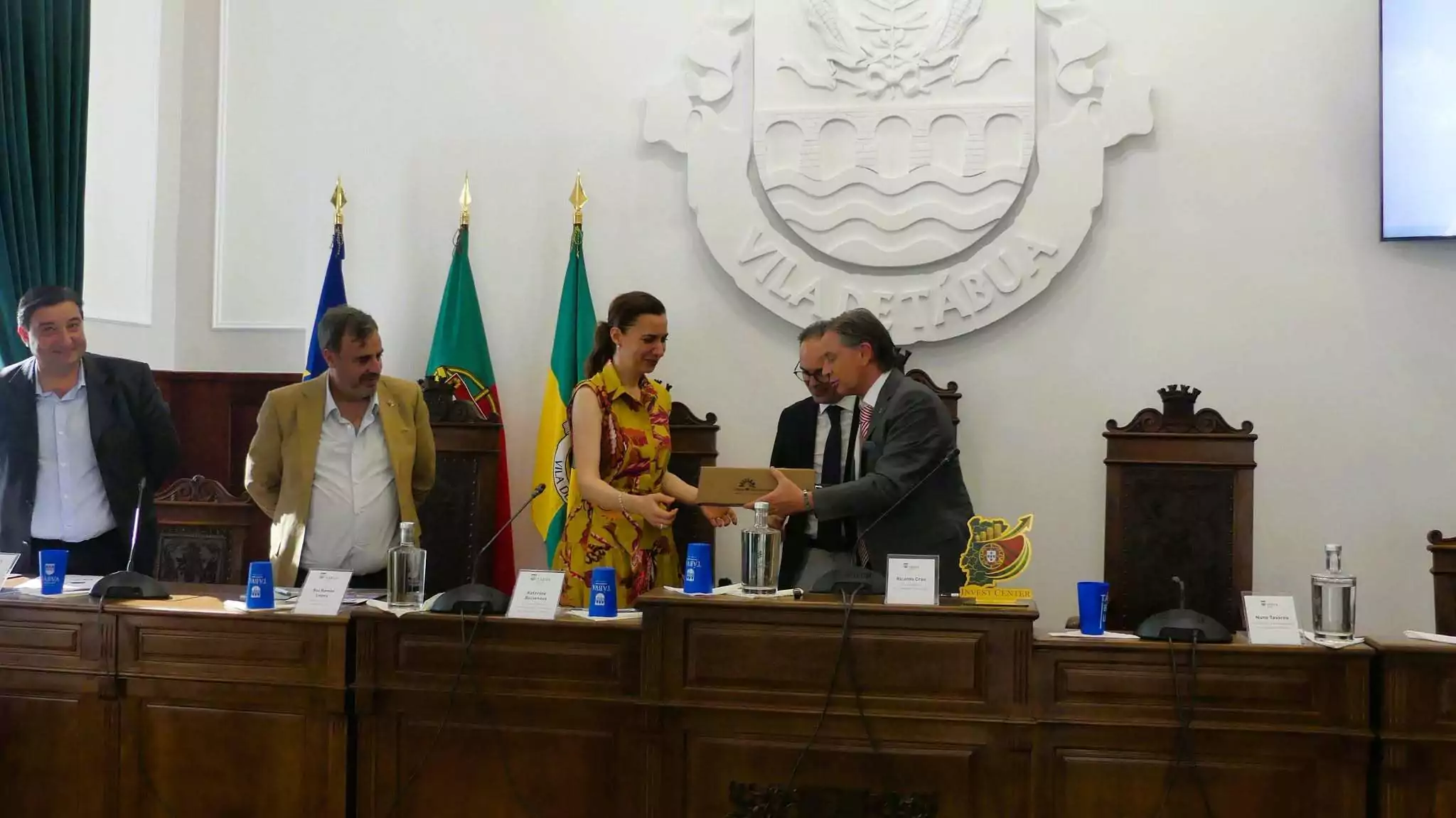 Troca de lembranças institucionais