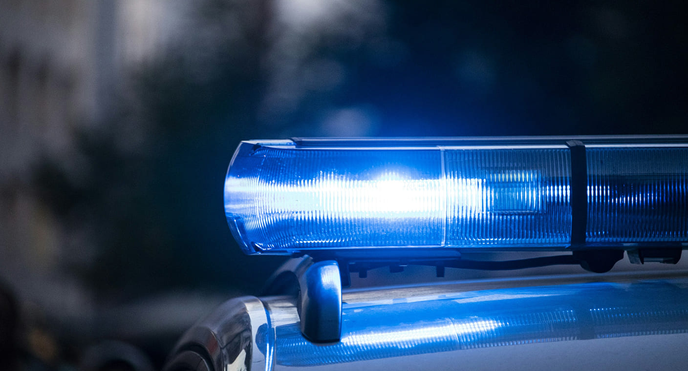 Luz azul de um veículo policial